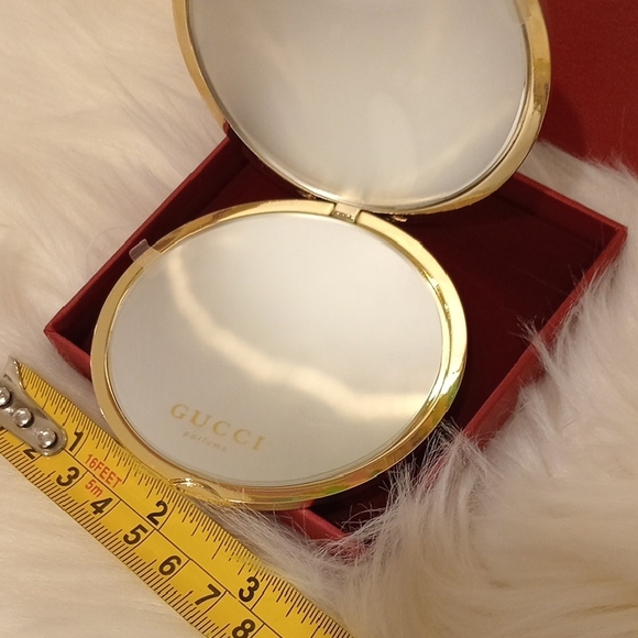 Gucci Gold Compact Mirror - Picture 8 of 10